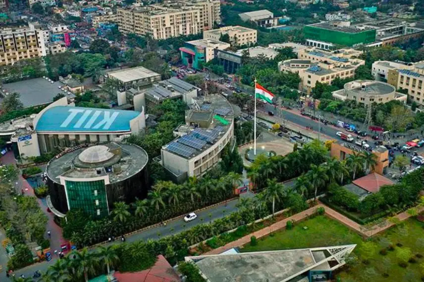 Street view near Hotel Shubham Grand, Patia