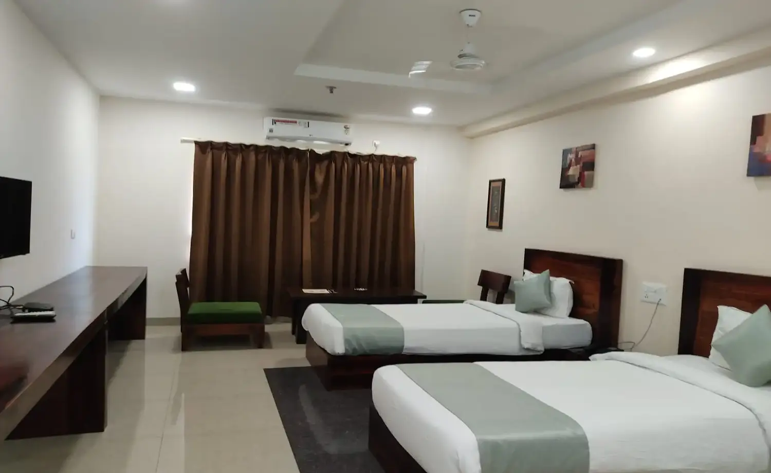 Deluxe Twin Room at Hotel Shubham Grand